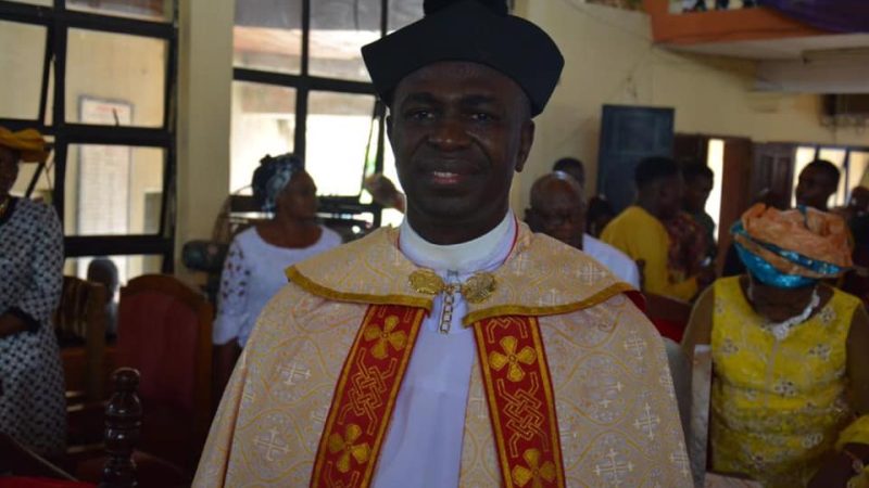 Gunmen kidnap Anglican priest in Anambra